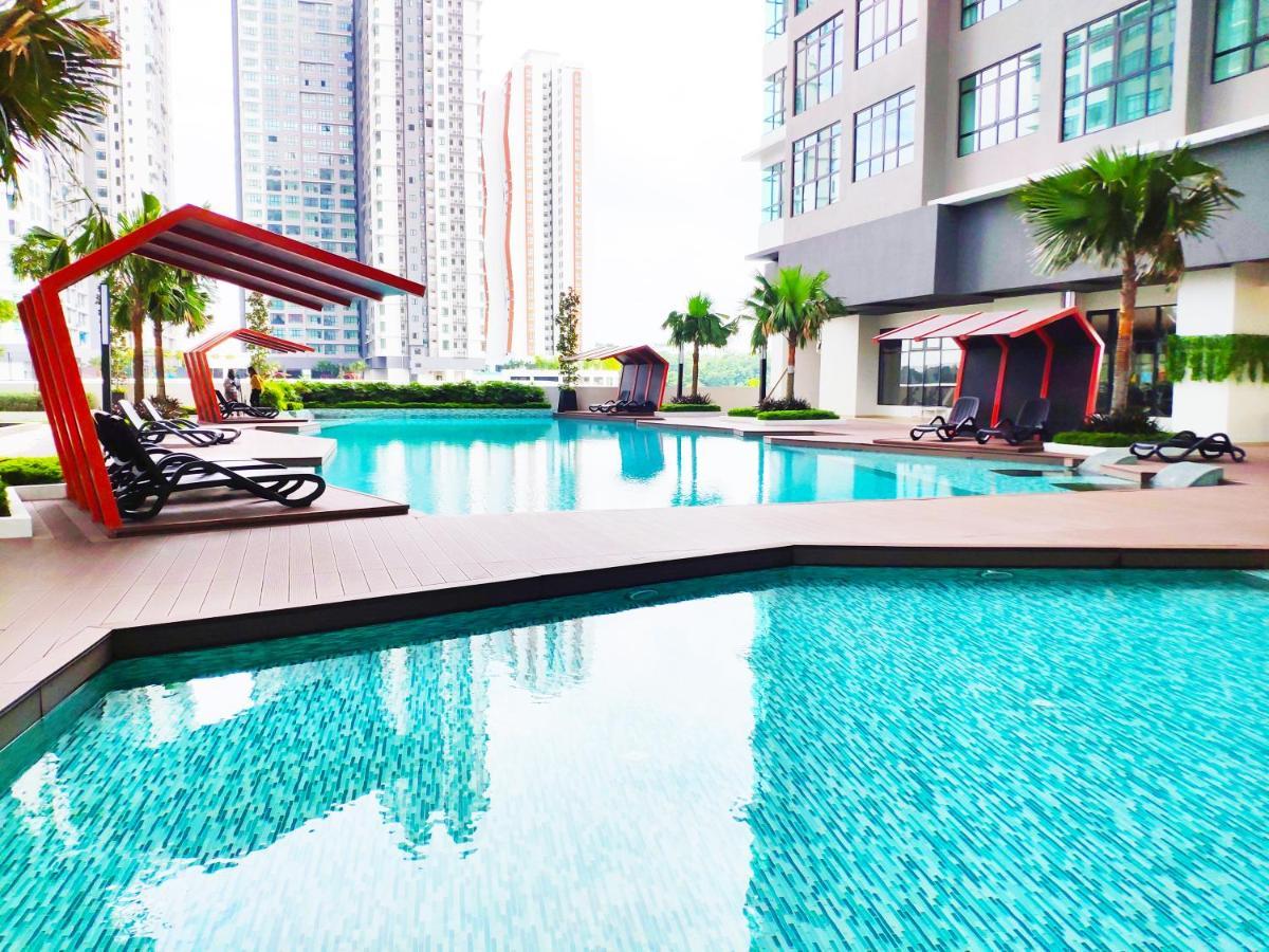 Netflix# Conezion Ioi Resort City By Salaam Suites Putrajaya Luaran gambar