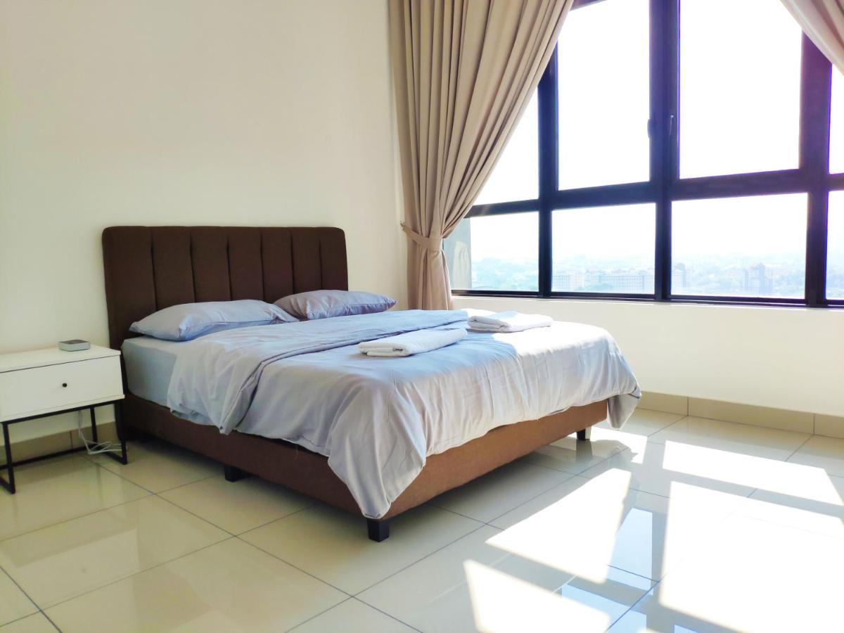 Netflix# Conezion Ioi Resort City By Salaam Suites Putrajaya Luaran gambar